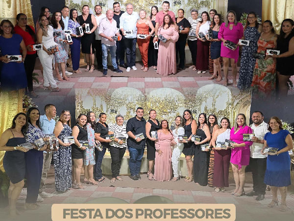 Prefeito Antonio Martins prestigia festa dos professores na Escola Luiz de Sena Dias em Cariré